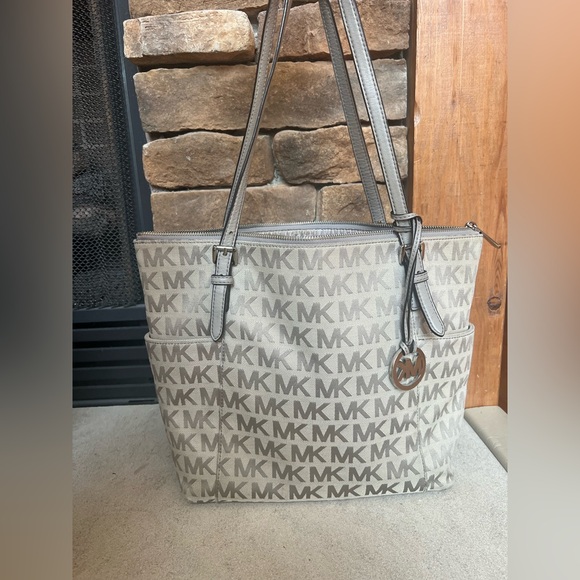 Michael Kors Tan Monogram Tote - Picture 1 of 7